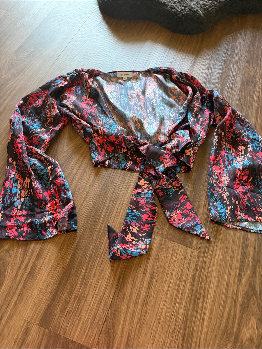 Love Floral Tie-Front Crop Top in Black, Pink & Blue